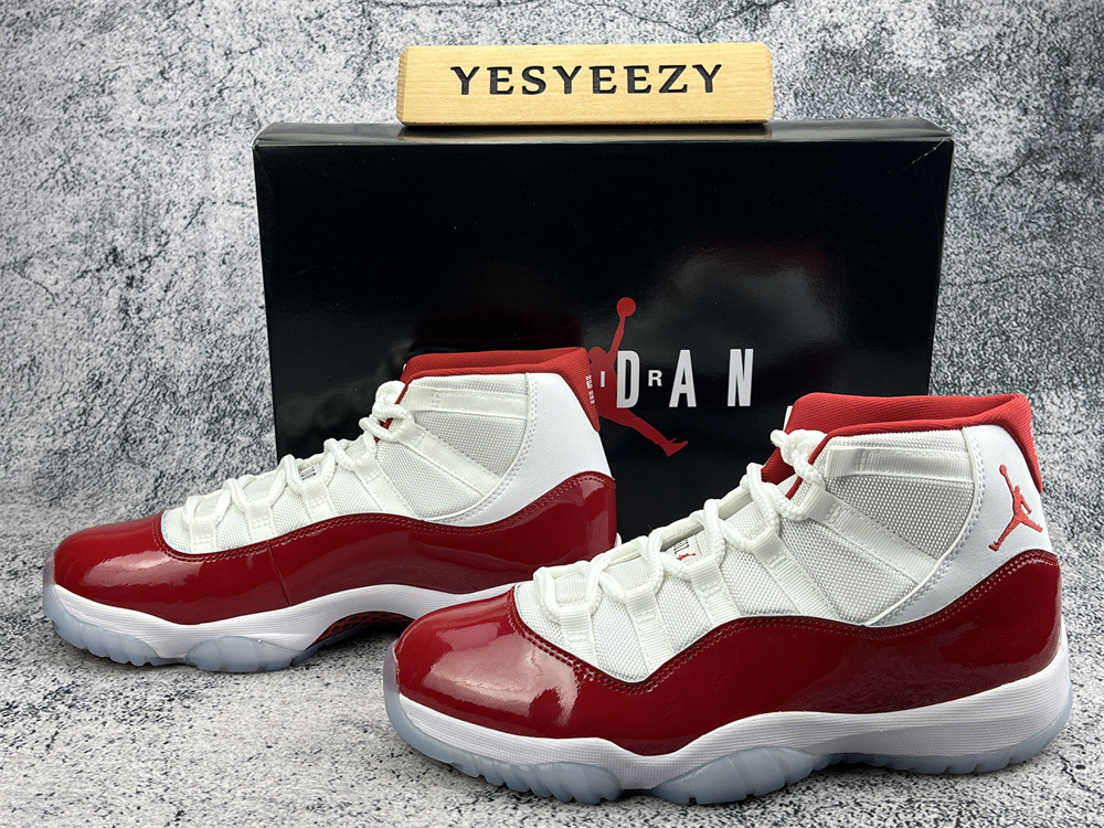 UA AIR JORDAN 11 RETRO 