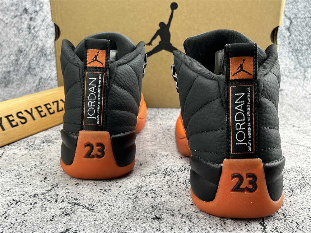 UA WMNS AIR JORDAN 12 RETRO 