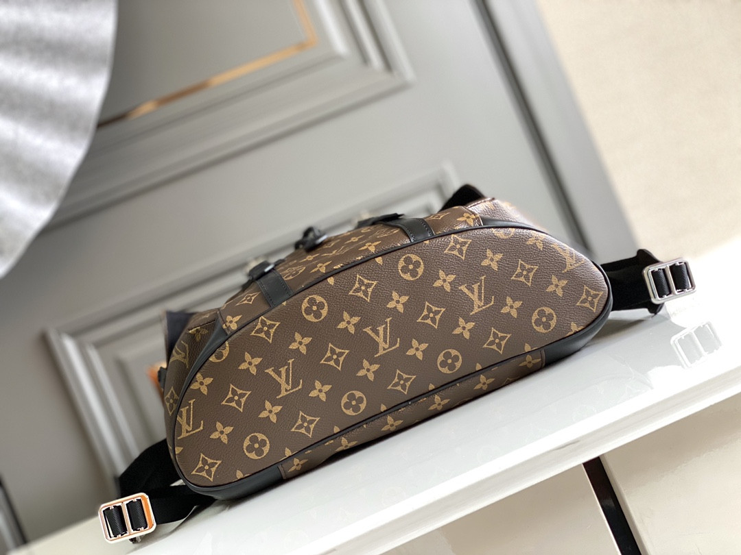 LV CHRISTOPHER PM M43735