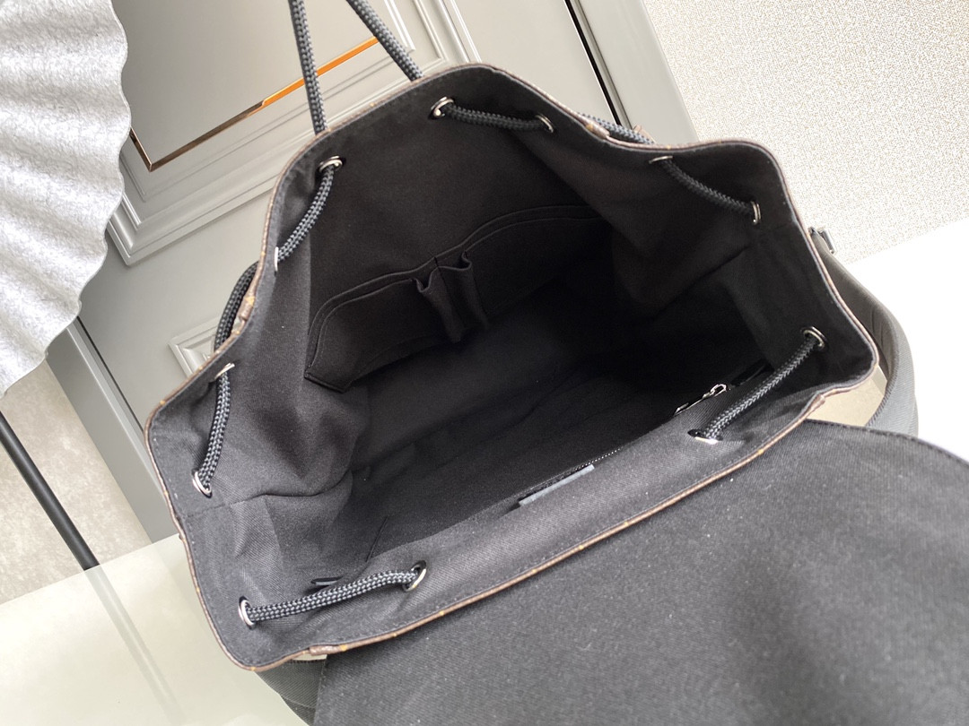 LV CHRISTOPHER PM M43735