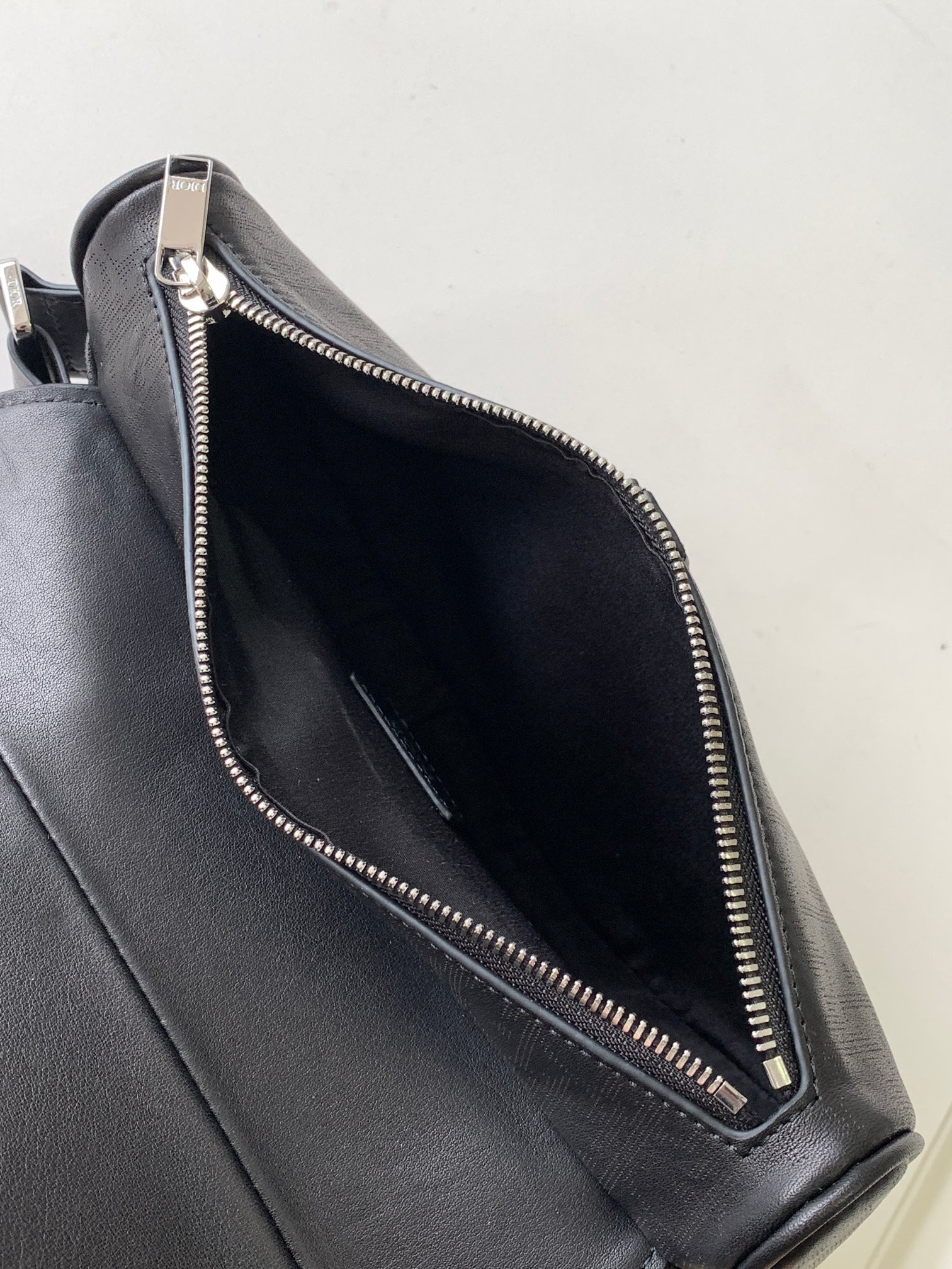 Chr1st1an D10r D10r HOMME Bags Leather Black 26 x 19 x 4.5 cm