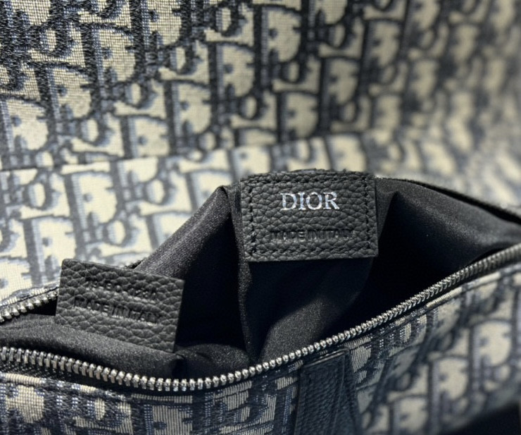 D10r Saddle Bag Beige and Black D10r Oblique Jacquard  26 x 19 x 4.5 CM