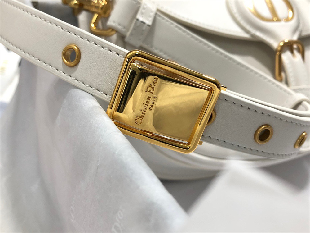 MEDIUM D10r BOBBY BAG Latte Box Calfskin