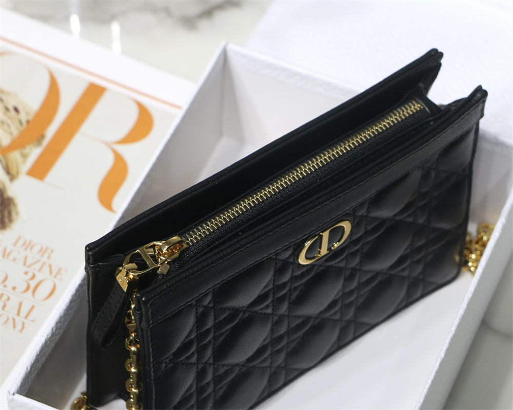 D10r CARO ZIPPED POUCH WITH CHAIN Black S*pple Cannage Calfskin 19 x 14 x 4.5 cm