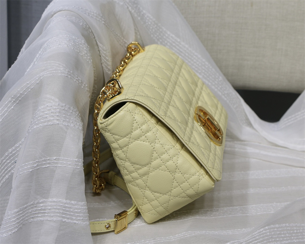 MEDIUM D10r CARO BAG light yellow S*pple Cannage Calfskin 25.5 x 15.5 x 8 cm