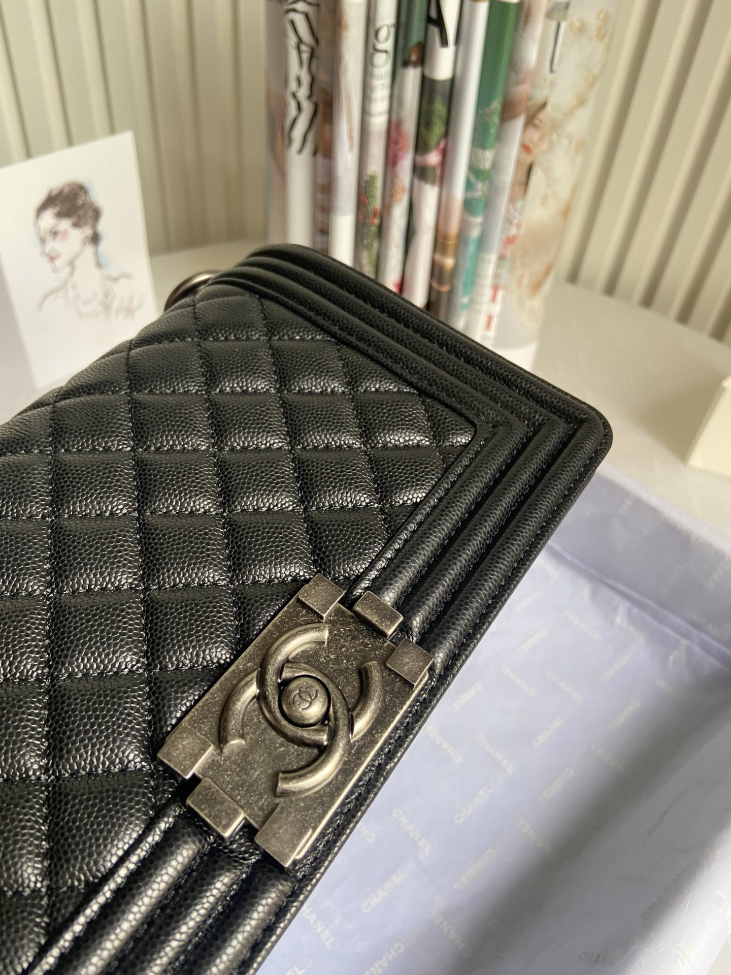 BOY Ch**el HANDBAG Shiny Grained Calfskin 5.9 × 9.8 × 3.5 in