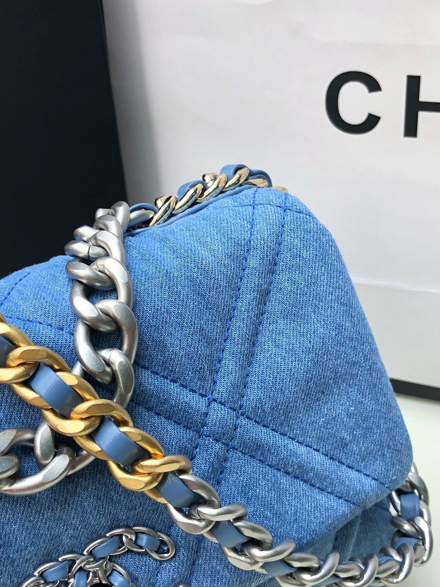 Ch**el 19 HANDBAG, Gold-Tone, Silver-Tone & Ruthenium-Finish Metal Blue 6.2 × 10.1 × 3.5 in