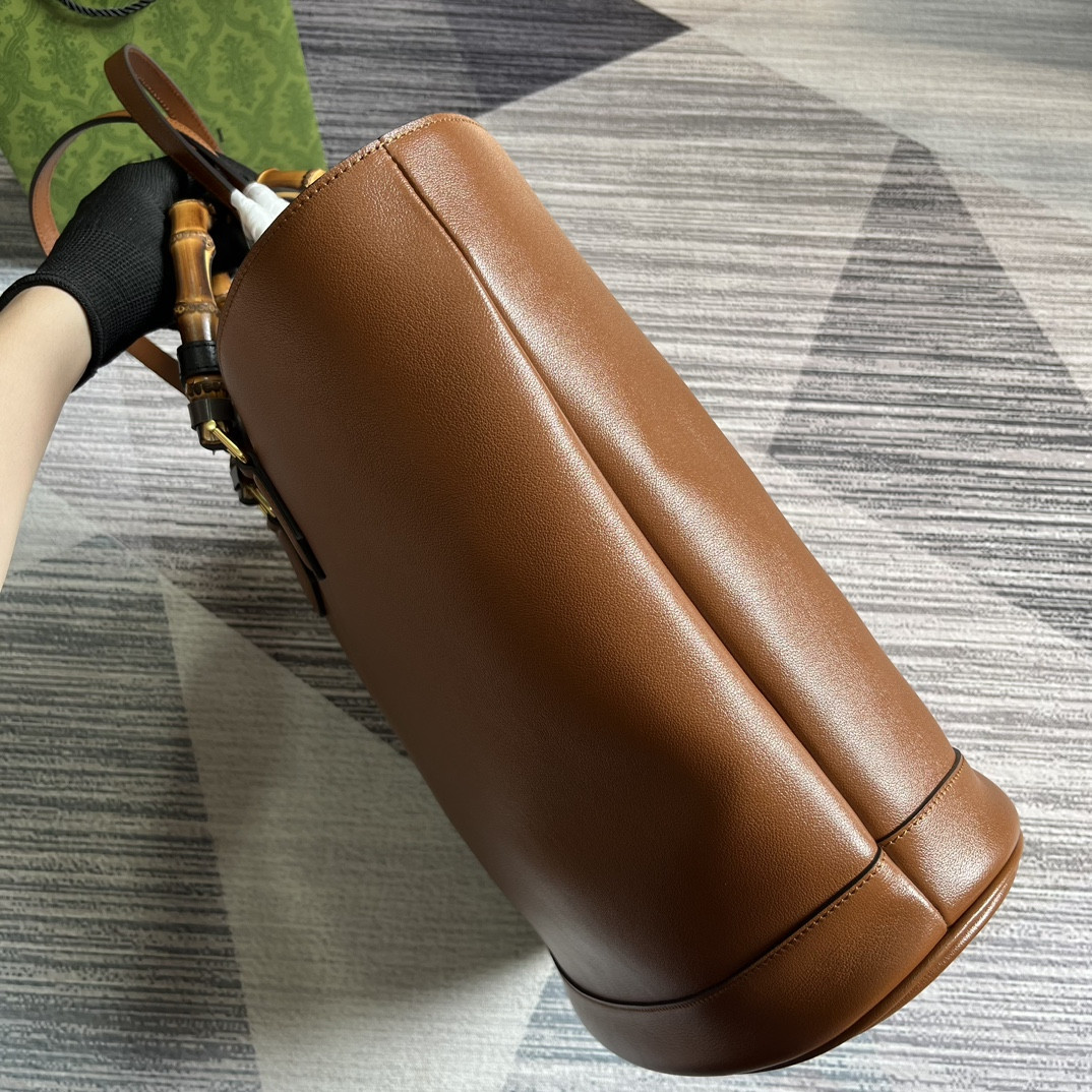 Gvc*1 DIANA LARGE TOTE BAG Brown 40W x 34H x 21D CM