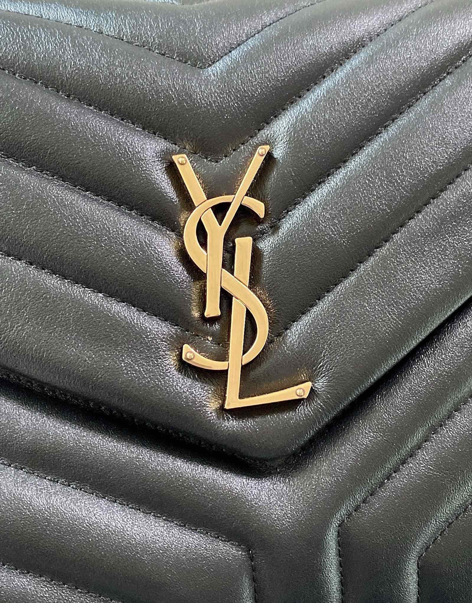 Y51 LOULOU MEDIUM IN QUILTED LEATHER BLACK 12.5 X 8.6 X 3.5 INCHES