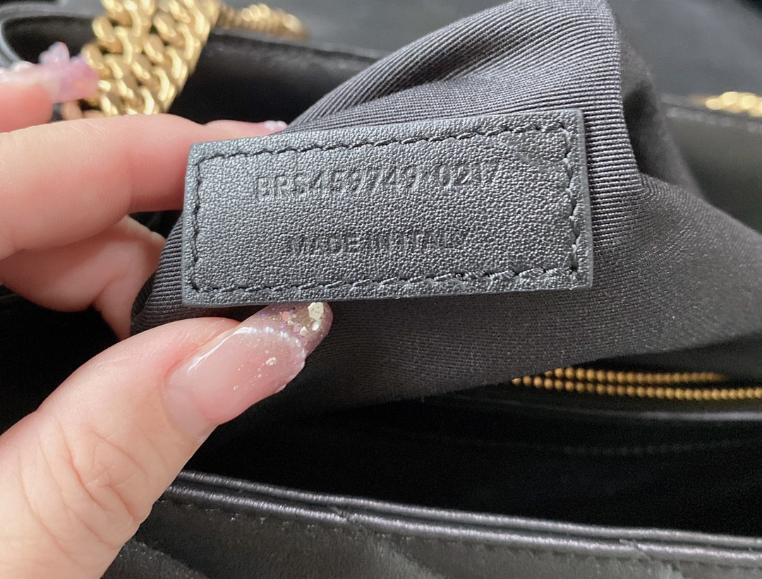 Y51 LOULOU MEDIUM IN QUILTED LEATHER BLACK 12.5 X 8.6 X 3.5 INCHES