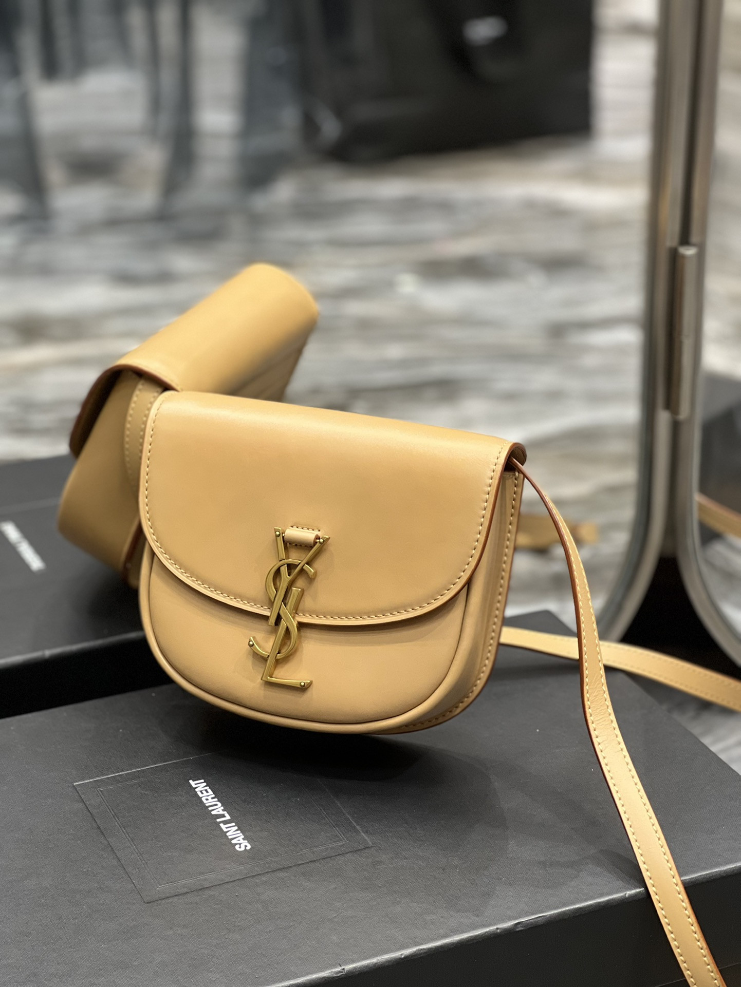 Y51 KAIA SMALL SATCHEL IN SMOOTH LEATHER 7.2 X 6.1 X 2.1 INCHES