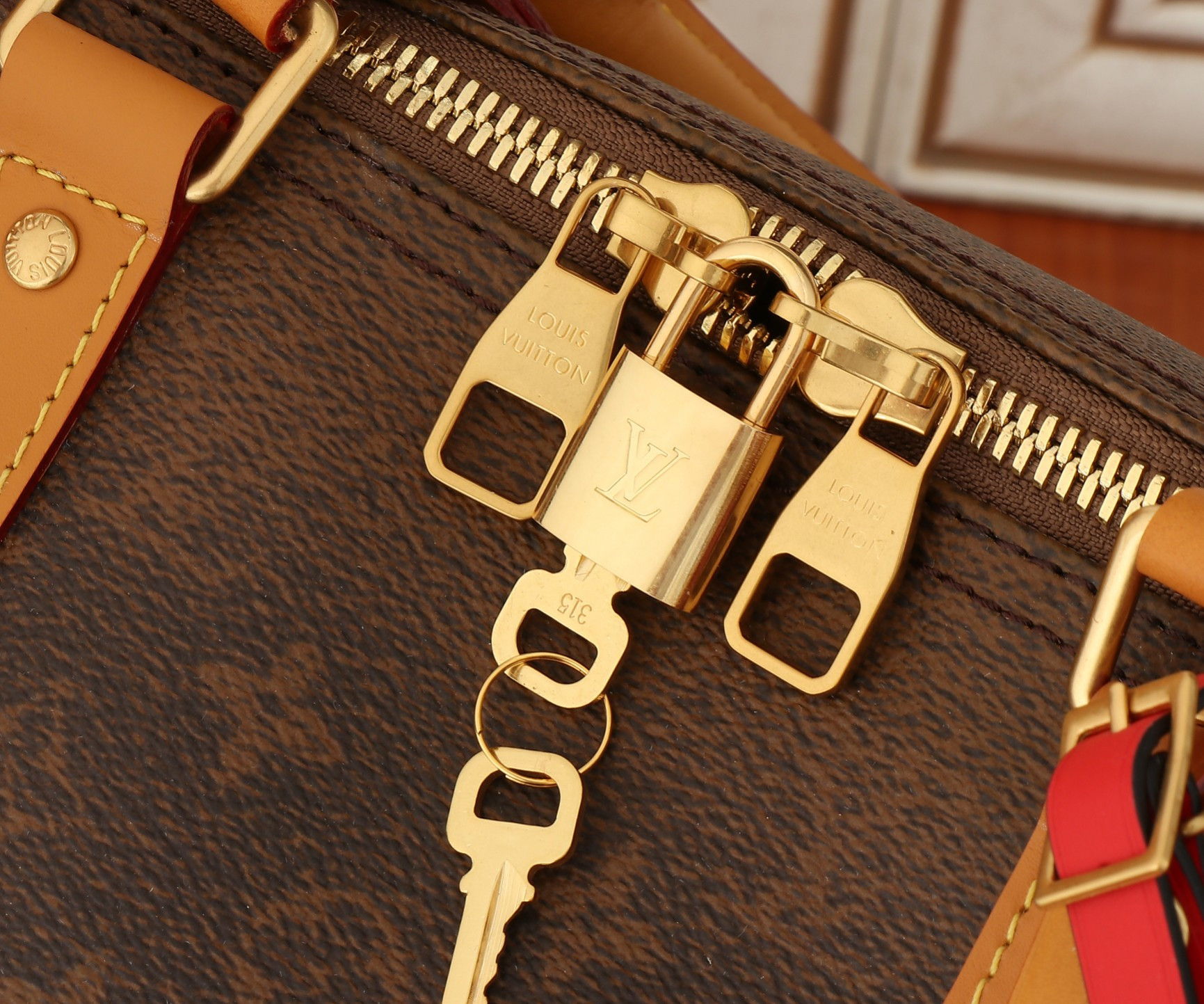 LV Keepall Bandoulière 50 24SS Marque L.Vvtt0n Déposée M11541 50x29x23CM