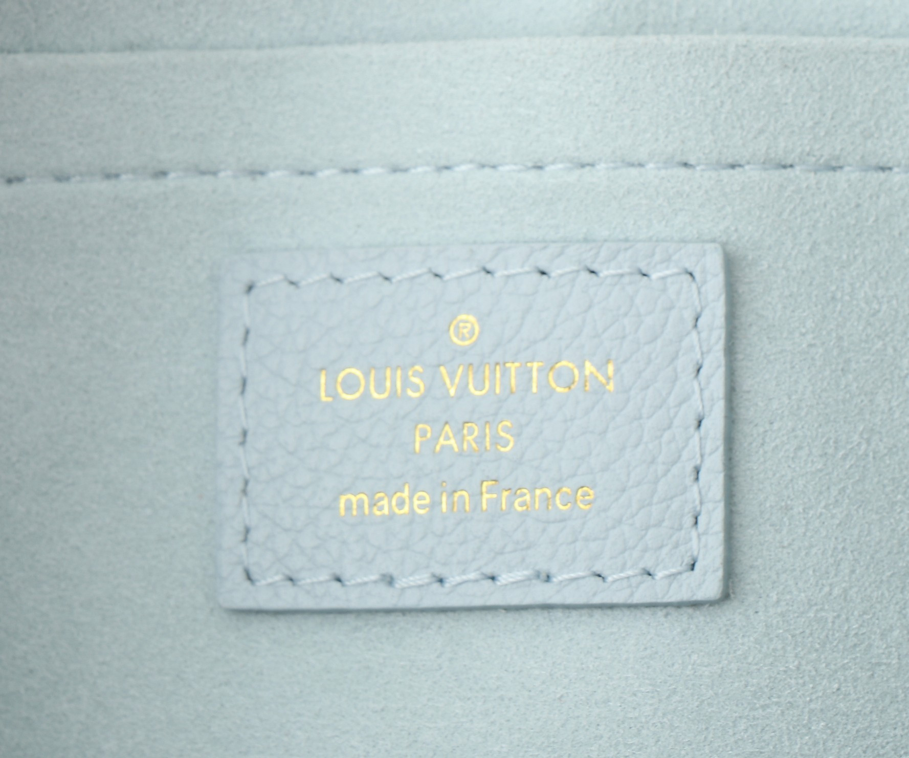 LV Speedy 18  M24604 18x12.5x11CM