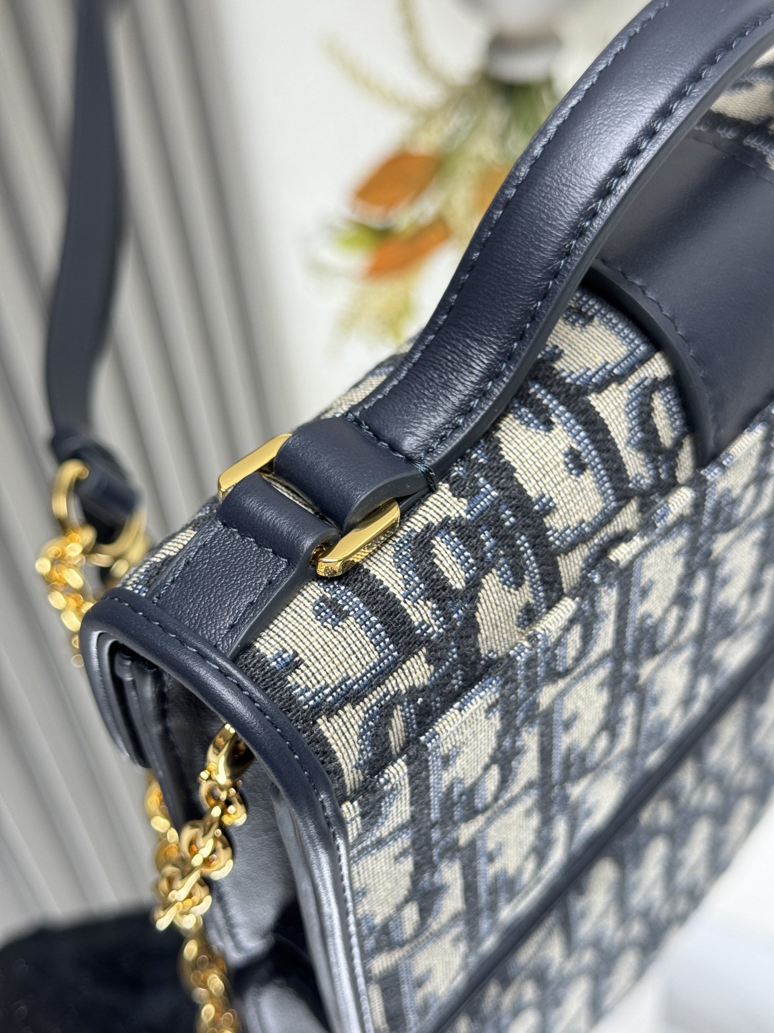 D10r Miss Montaigne mini bag 20 x 10 x 4 cm