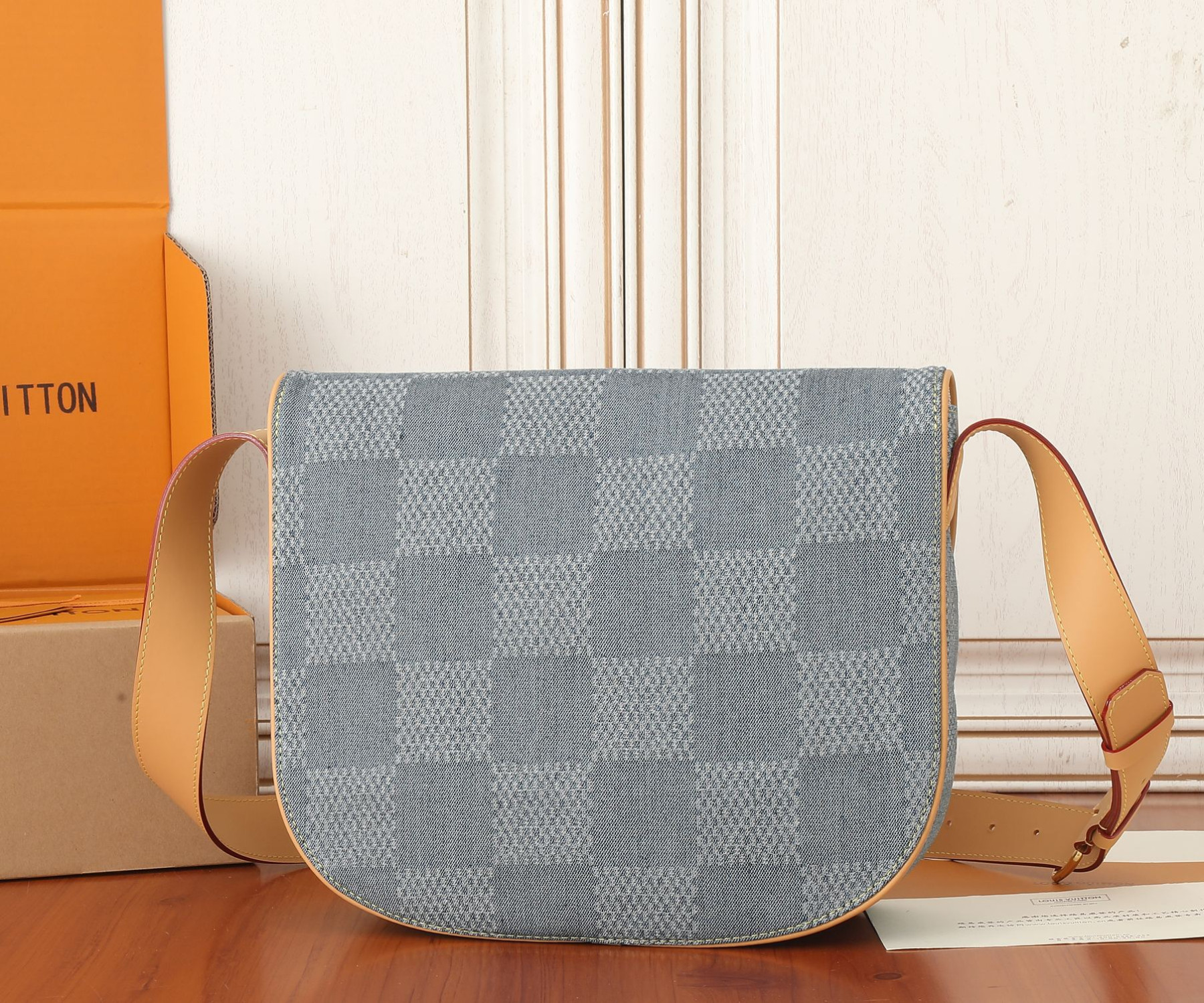LV Montsouris Messenger MM N40743 35x29x12cm