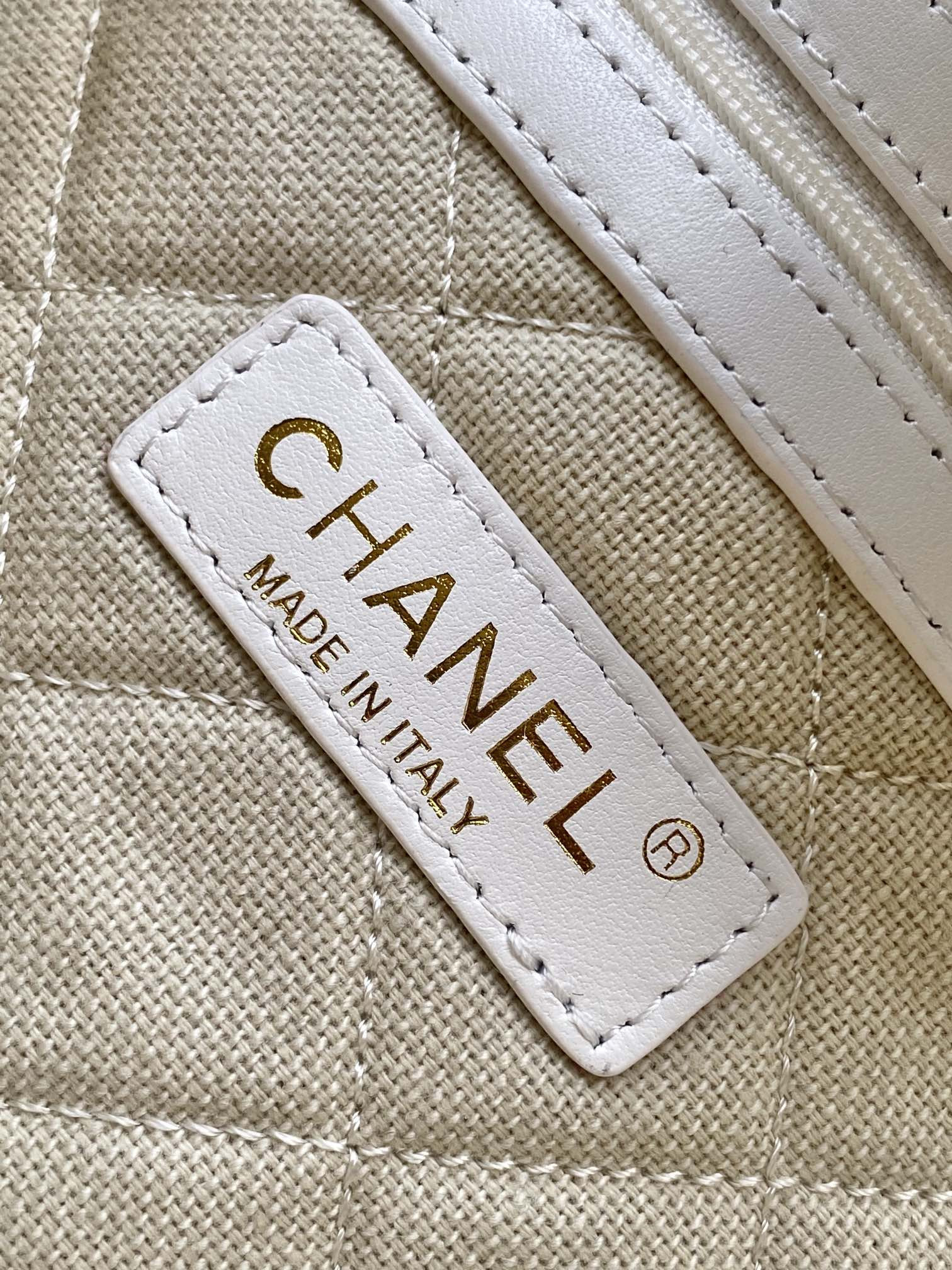Ch**el Shopping Bag 21x33x11cm