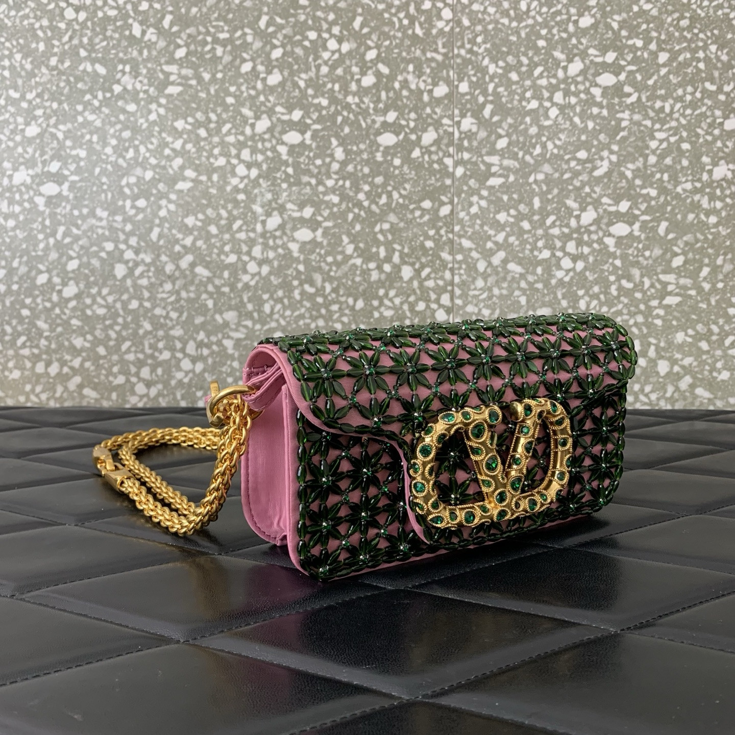 Va1e*ntin0 VLogo Signature Wallet With Chain Bag 20x10x5.5cm