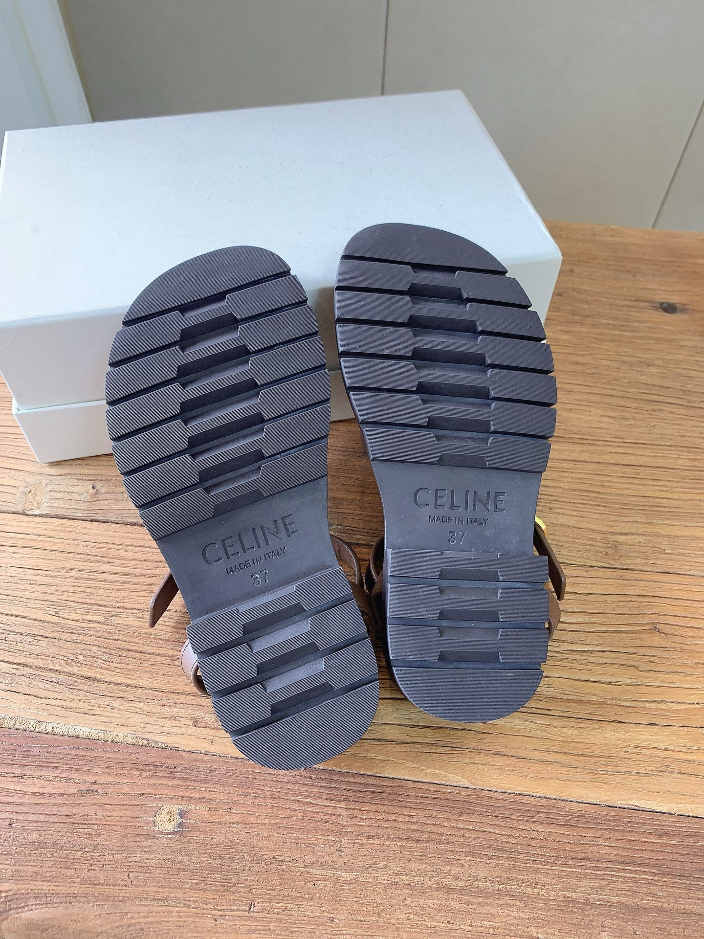 UA Ce1i*e CLEA TRIOMPHE SANDAL
