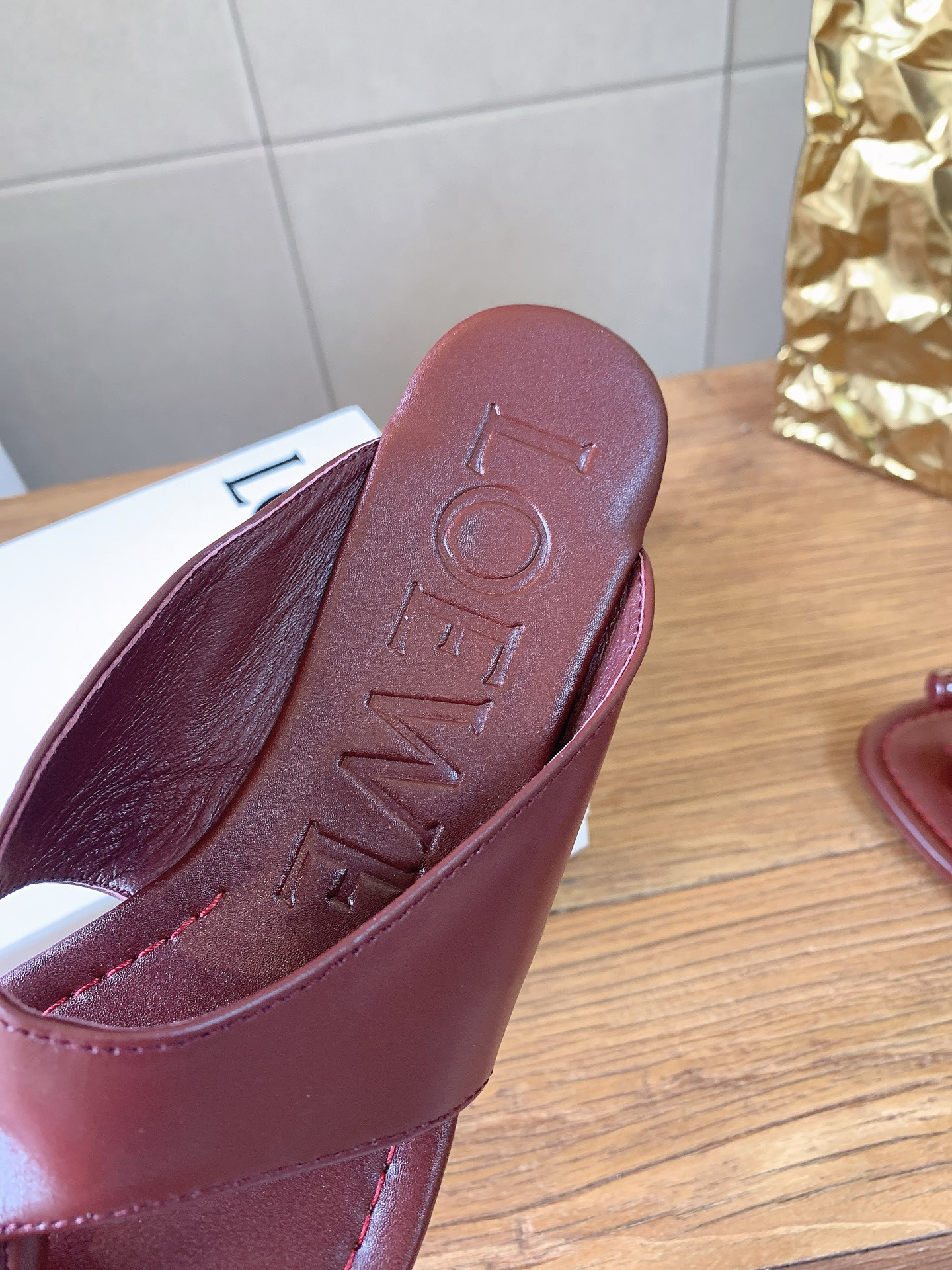 UA L0ew* Toggle Flat Sandal