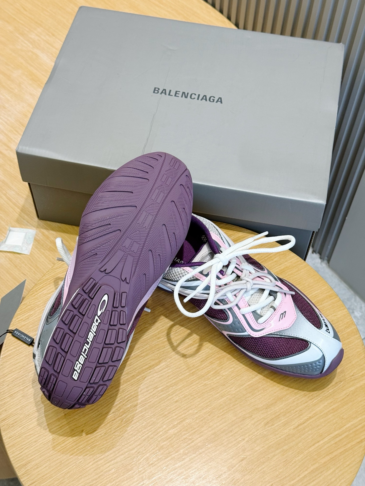 UA Ba1en*iaga Radar Gradient Lines Sneaker
